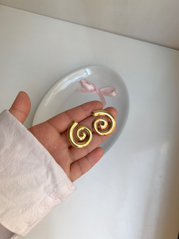 گوشواره مارپیچی طلایی زنانه
